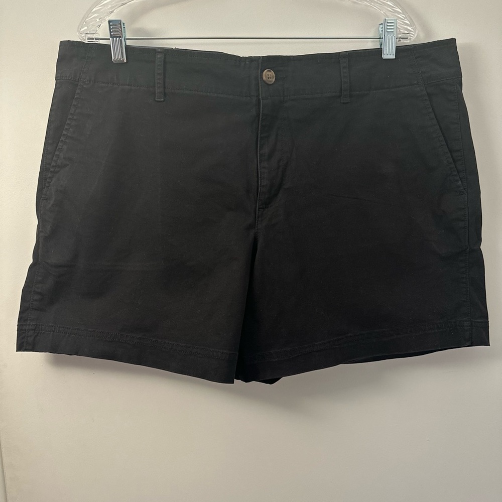 Gap Classic Black Women's Shorts NWT